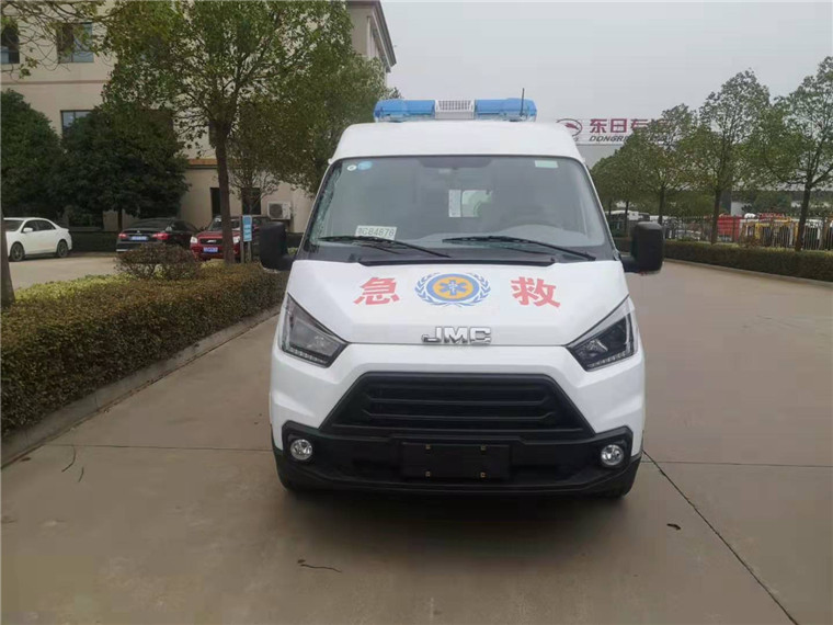 江铃特顺救护车长轴中顶(国五)