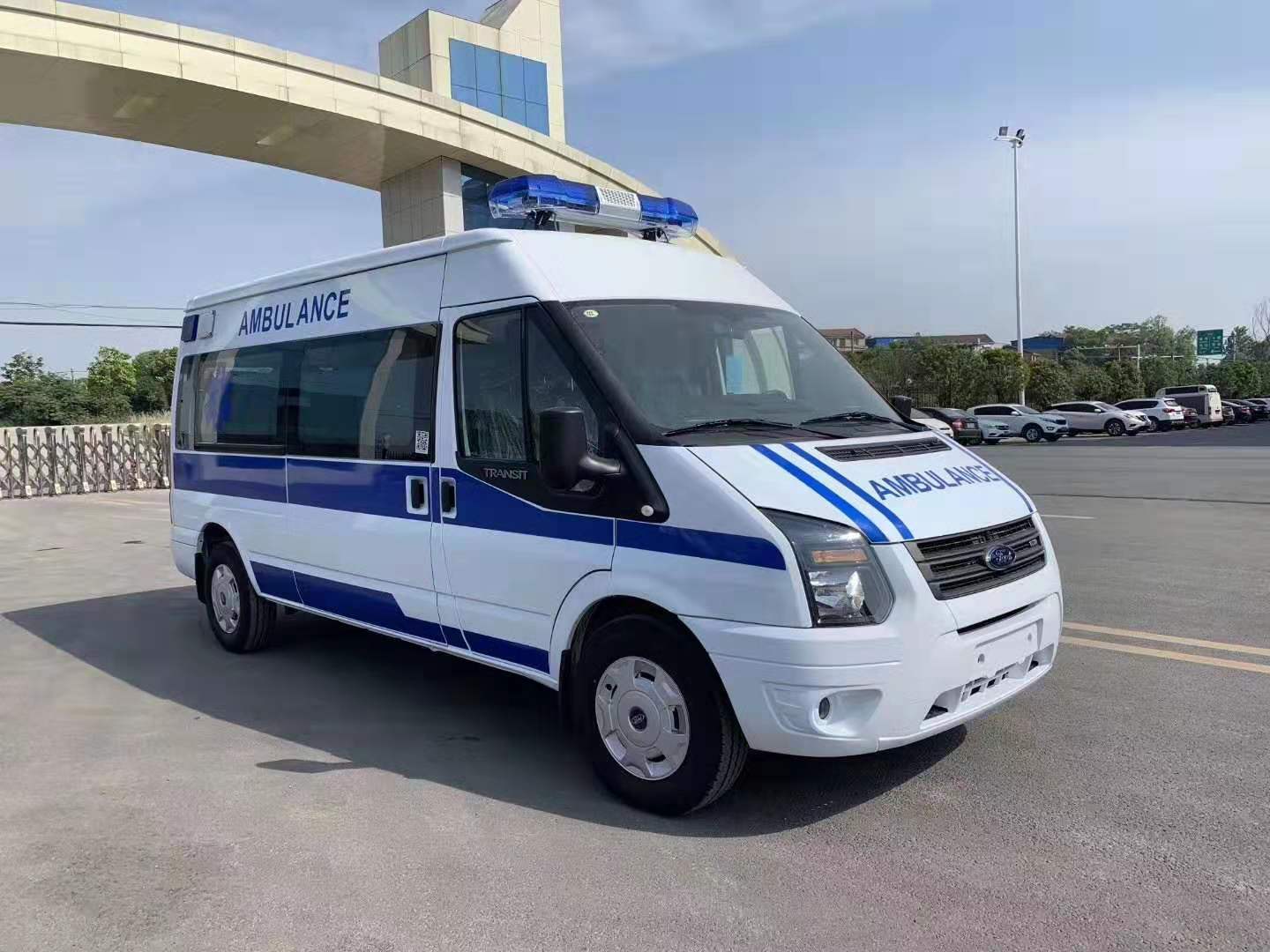 福特新世代V348救护车(长轴中顶)