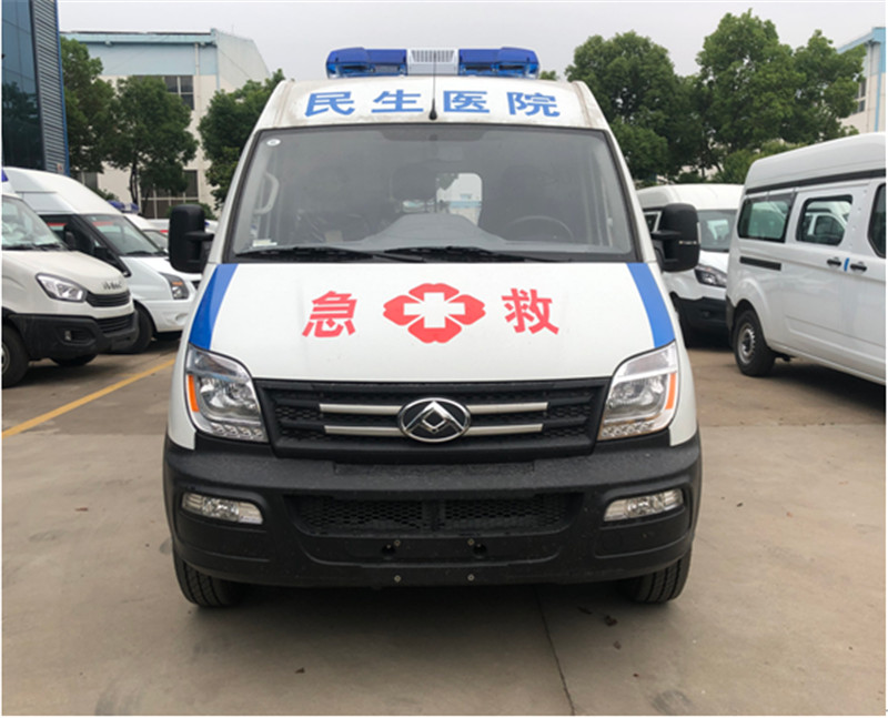 大通V80长轴中顶监护型救护车