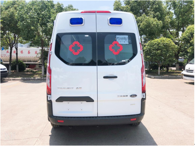 福特V362监护型救护车