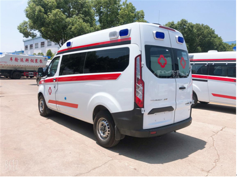 福特V362监护型救护车