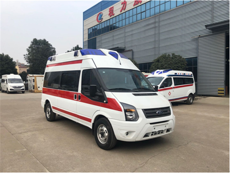 福特V348长轴高顶监护型救护车