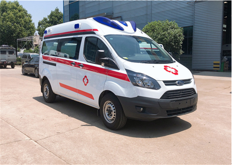 福特V362中轴中顶负压型救护车