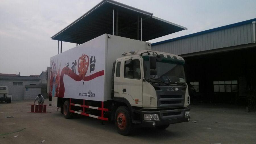 格尔发侧展舞台车