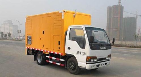 庆铃国四电源车100-200KW康明斯柴油发电机组